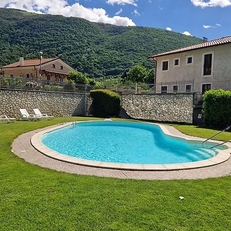 Otel Il Pescatore 3*
